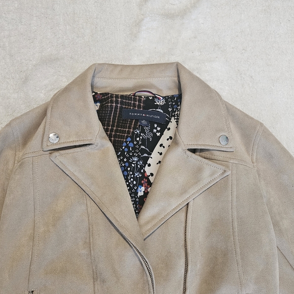 NEW Tommy Hilfiger Leather Suede Beige Biker Jacket Size XS Neutral Moto Luxury - Picture 3 of 9